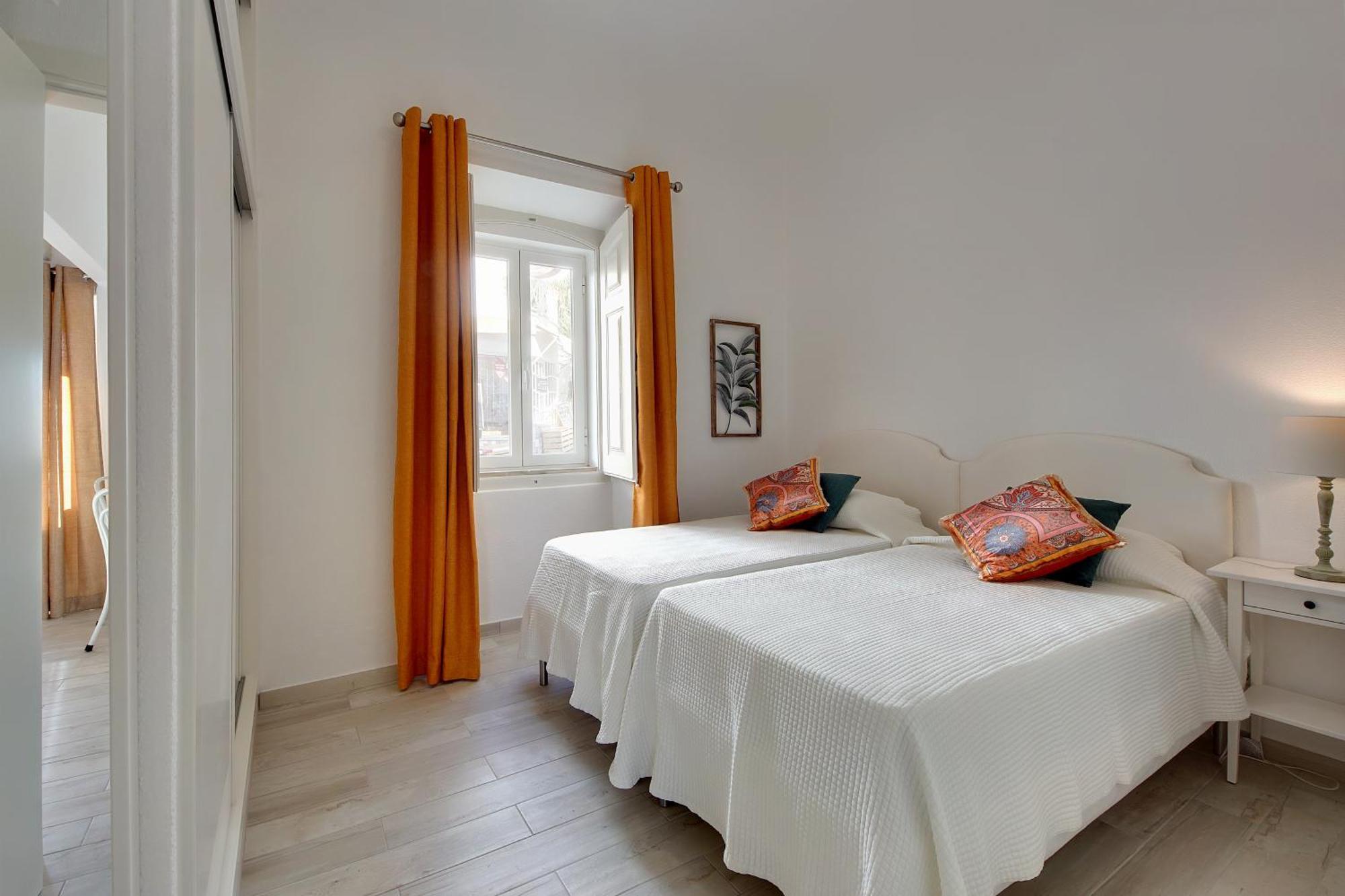 Apartamentos Tucha Albufeira Exterior photo